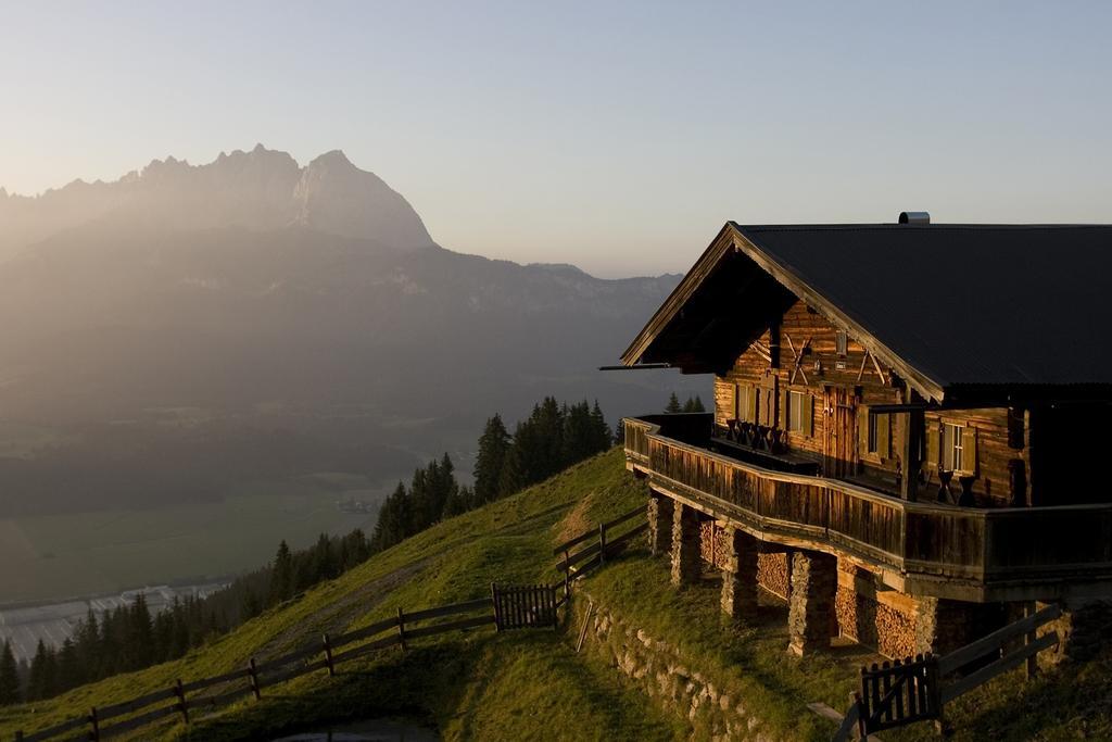 Alpegg Chalets Waidring Bagian luar foto